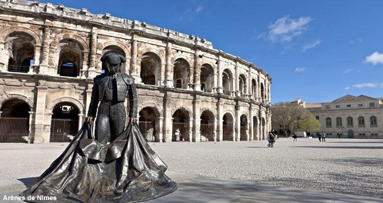 Insolite Studio -La Tour Des Templiers- Montfrin Exterior photo